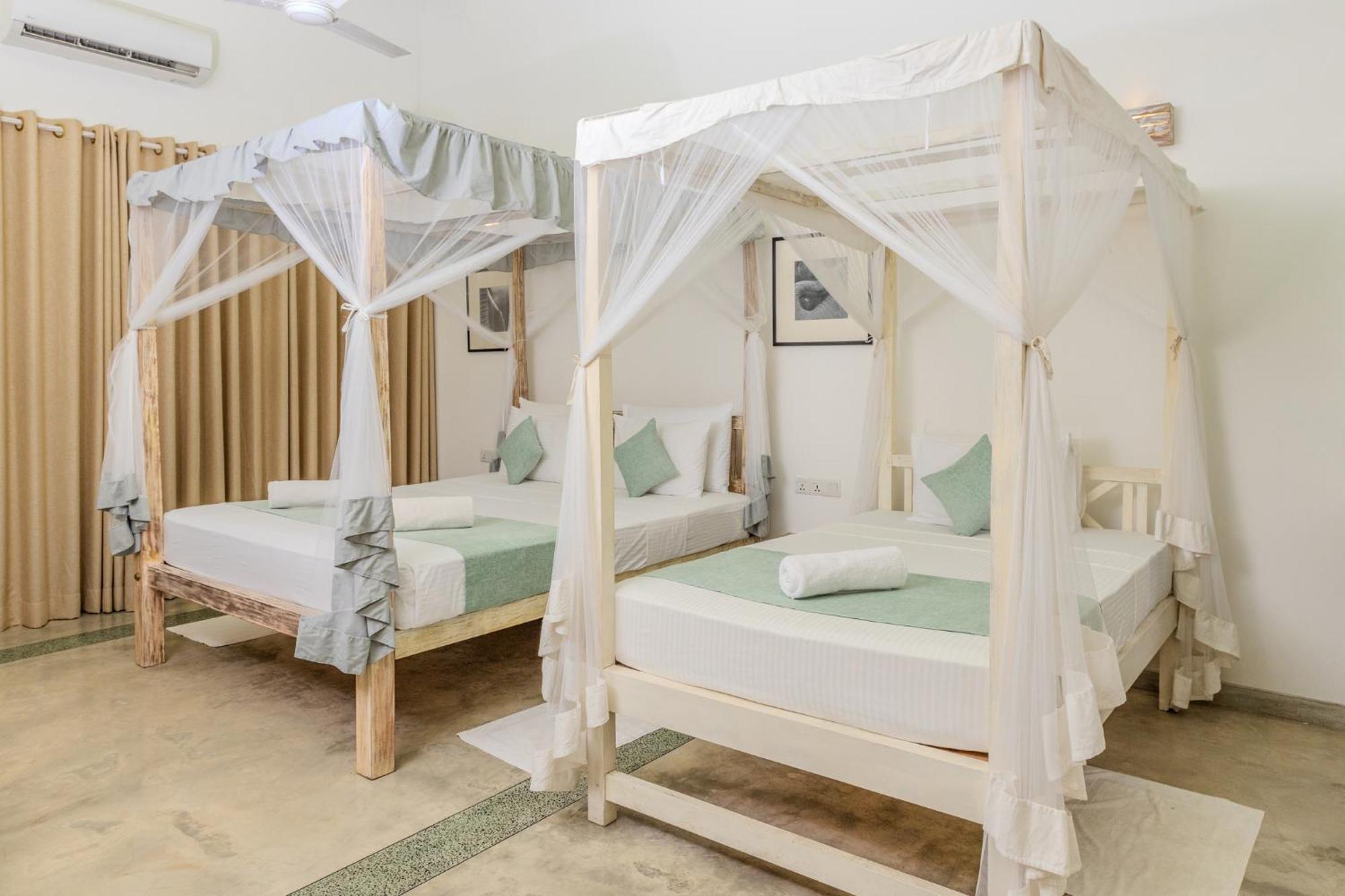 Aurora Bed & Breakfast Unawatuna Ngoại thất bức ảnh