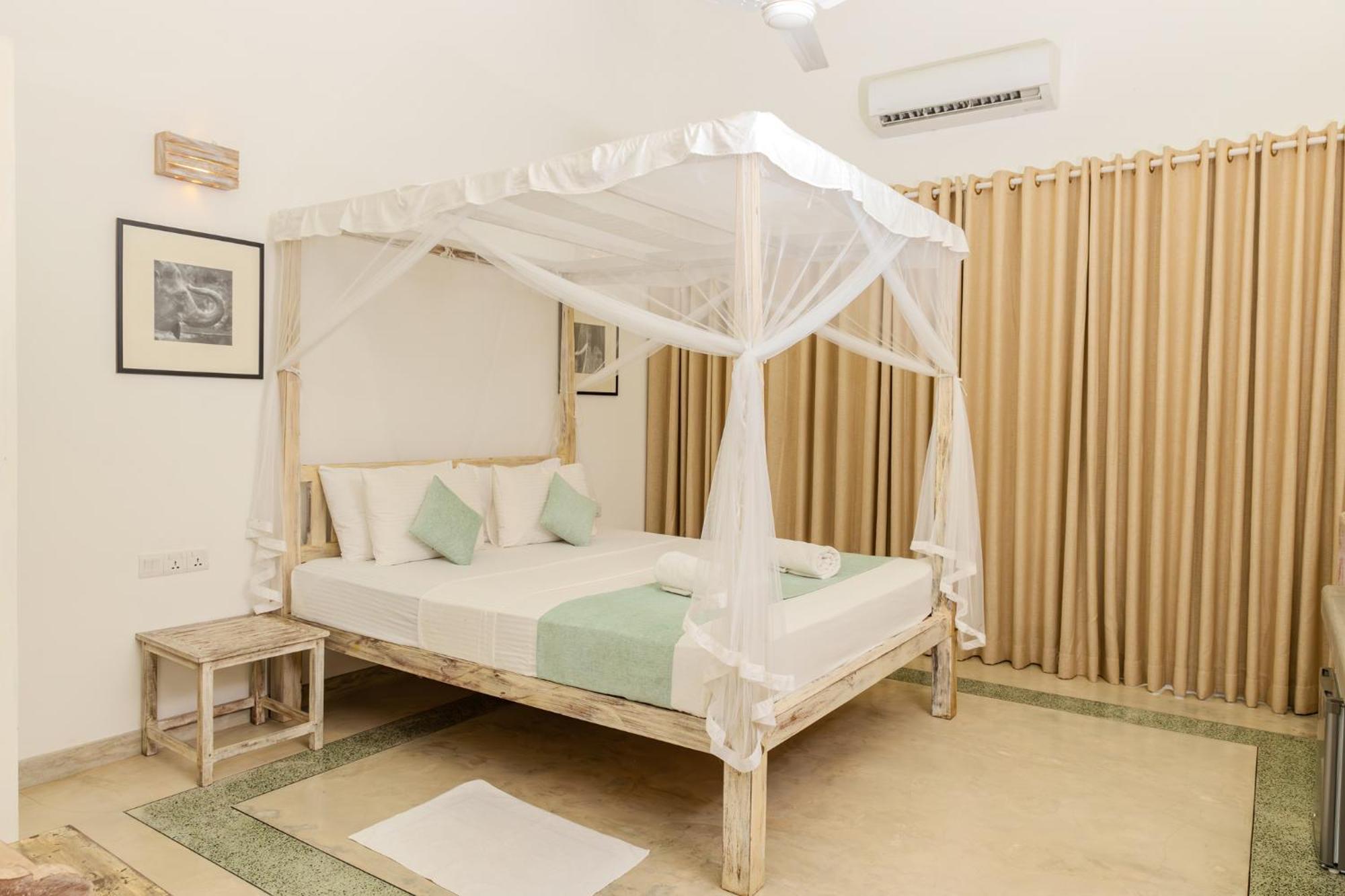 Aurora Bed & Breakfast Unawatuna Ngoại thất bức ảnh