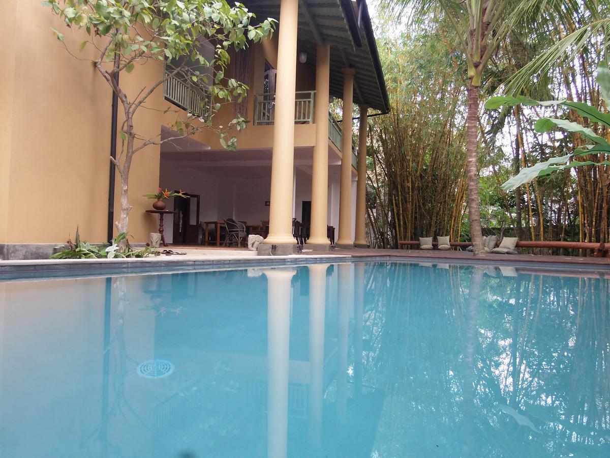 Aurora Bed & Breakfast Unawatuna Ngoại thất bức ảnh