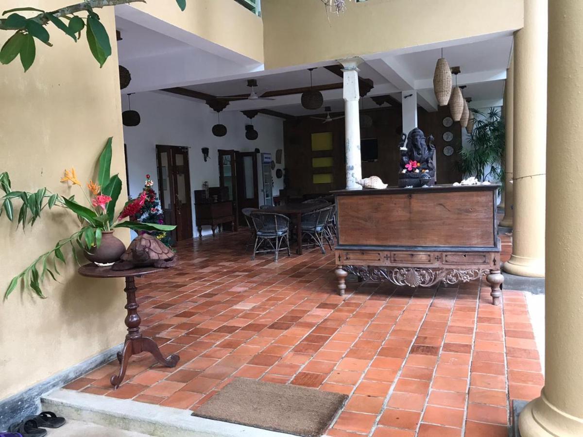 Aurora Bed & Breakfast Unawatuna Ngoại thất bức ảnh